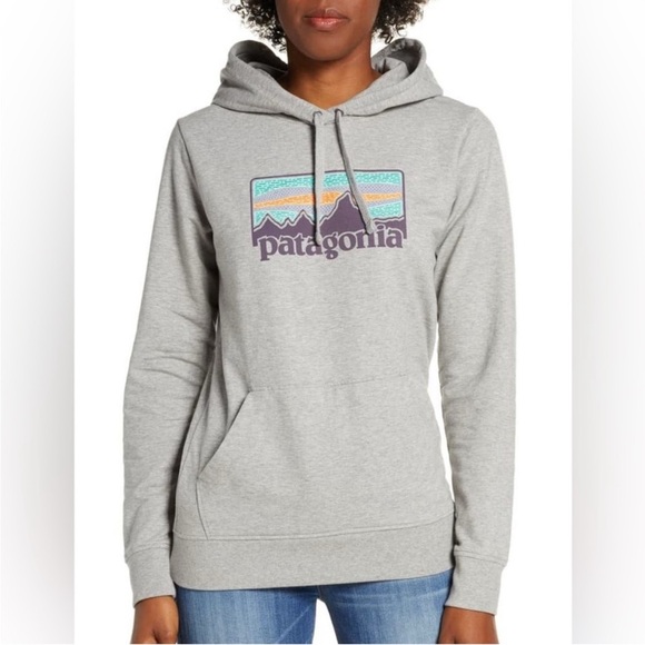 Patagonia Tops - Patagonia -‎ women’s Solar Rays 73 Hoodie gray top long sleeve sweatshirt size S